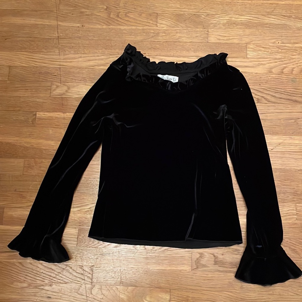 Wills River Black Velvet Top